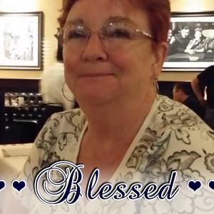 Meet your Posher, Gloria